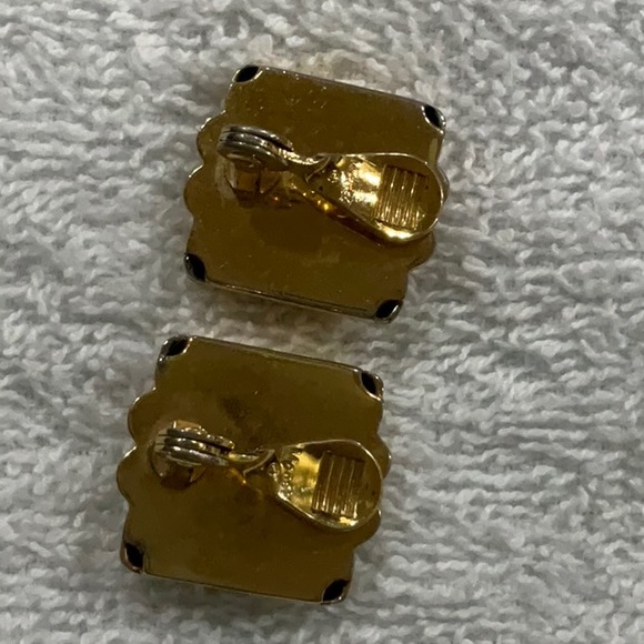 Monet Clip Earrings 3 Pair Classic Lot Gold-Tone Metal - Picture 15 of 16